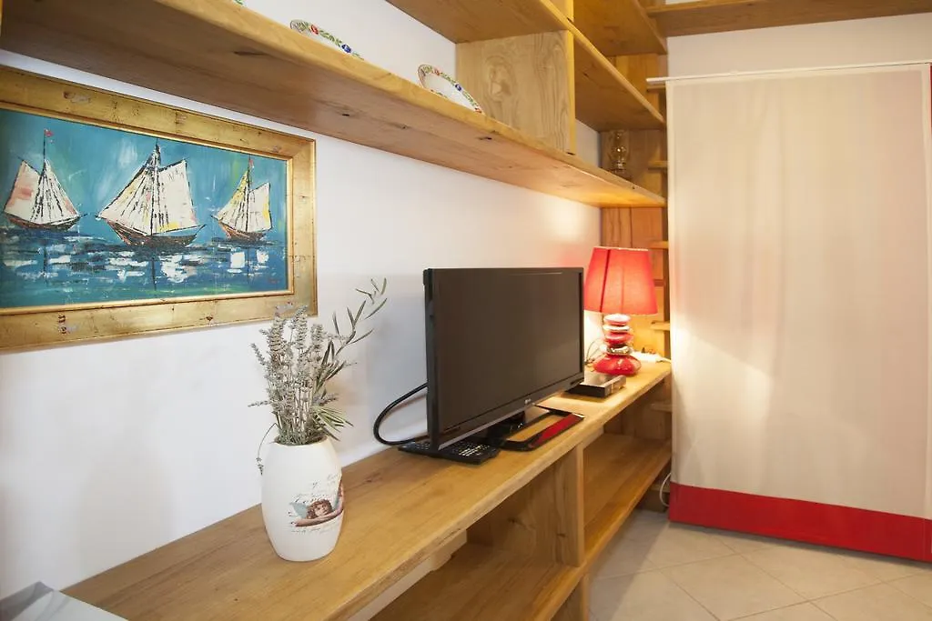 Kamenita Apartment Split