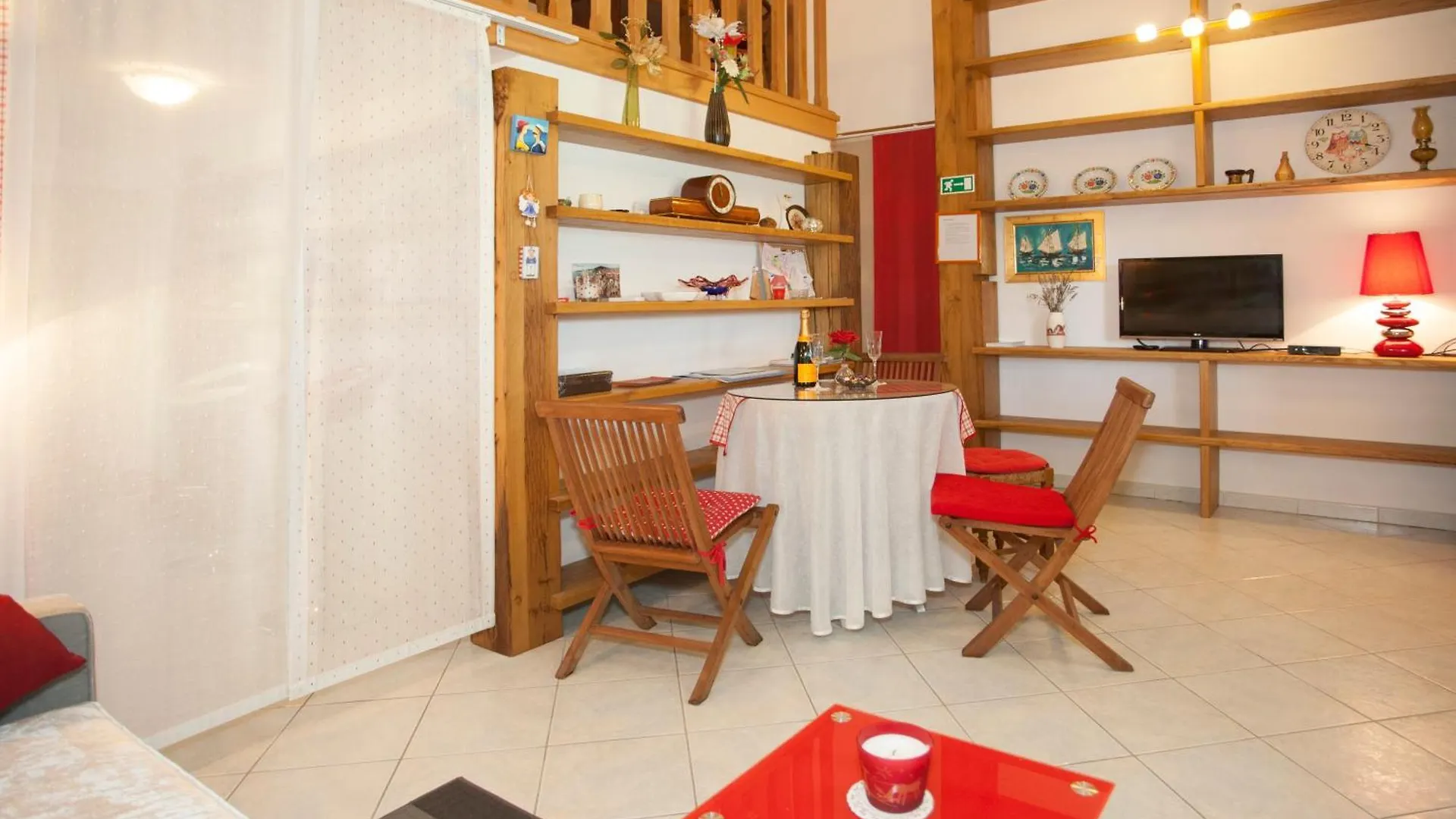 Kamenita Apartment Split